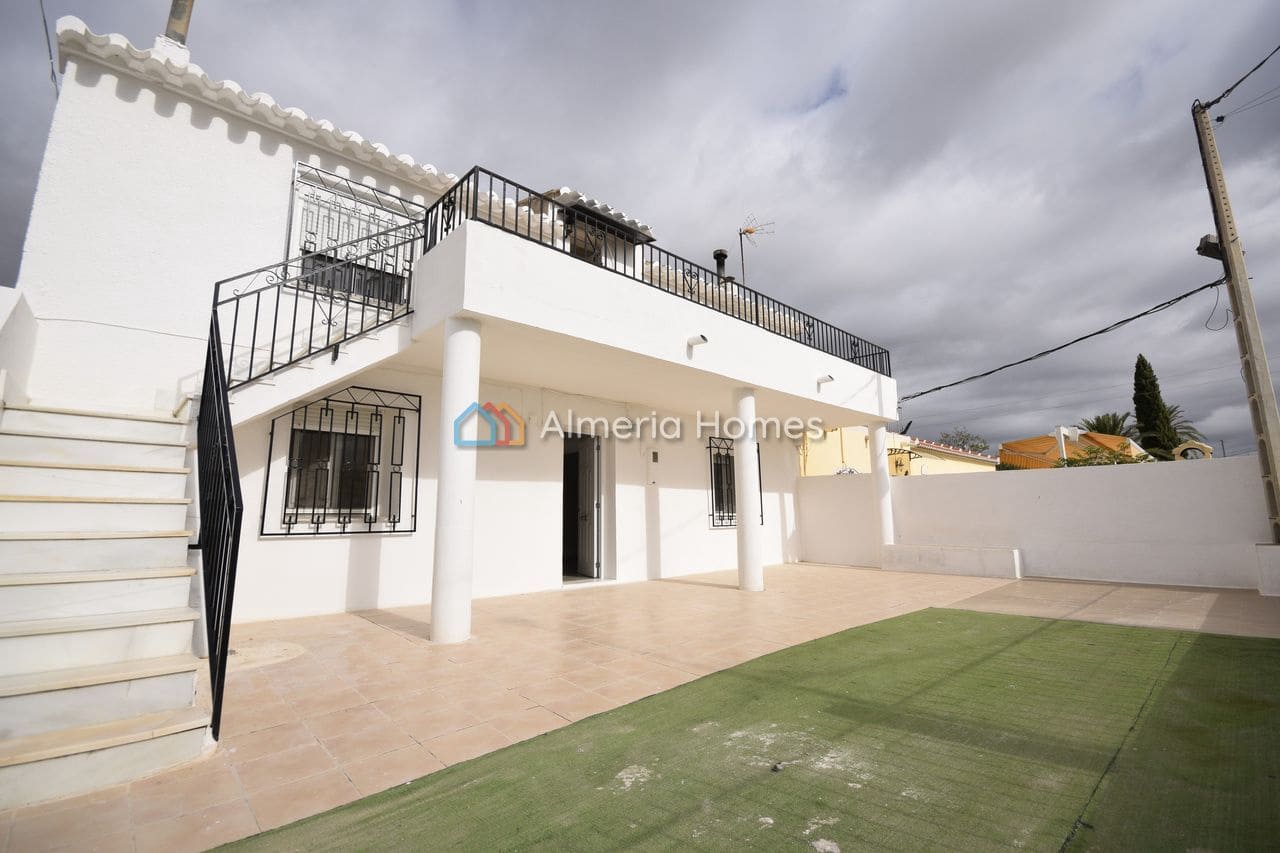 6 quarto Quinta/Casa Rural para venda em Albox - 137 500 € (Ref: 10147991)