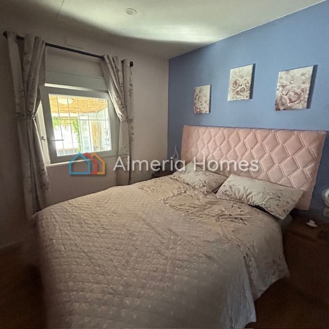 2 soveværelse Villa til salg i Oria med swimmingpool garage - € 139.950 (Ref: 10155500)