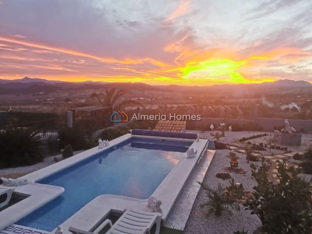 2 soveværelse Villa til salg i Oria med swimmingpool garage - € 139.950 (Ref: 10155500)