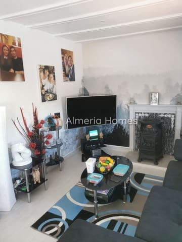 2 soveværelse Villa til salg i Oria med swimmingpool garage - € 139.950 (Ref: 10155500)