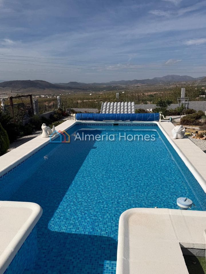 2 soveværelse Villa til salg i Oria med swimmingpool garage - € 139.950 (Ref: 10155500)