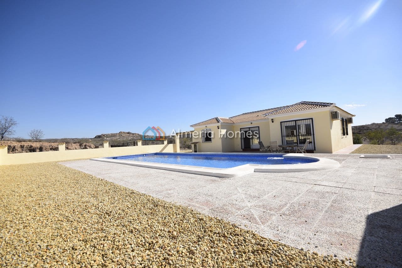3 sovrum Villa till salu i Albox med pool - 274 995 € (Ref: 10158074)