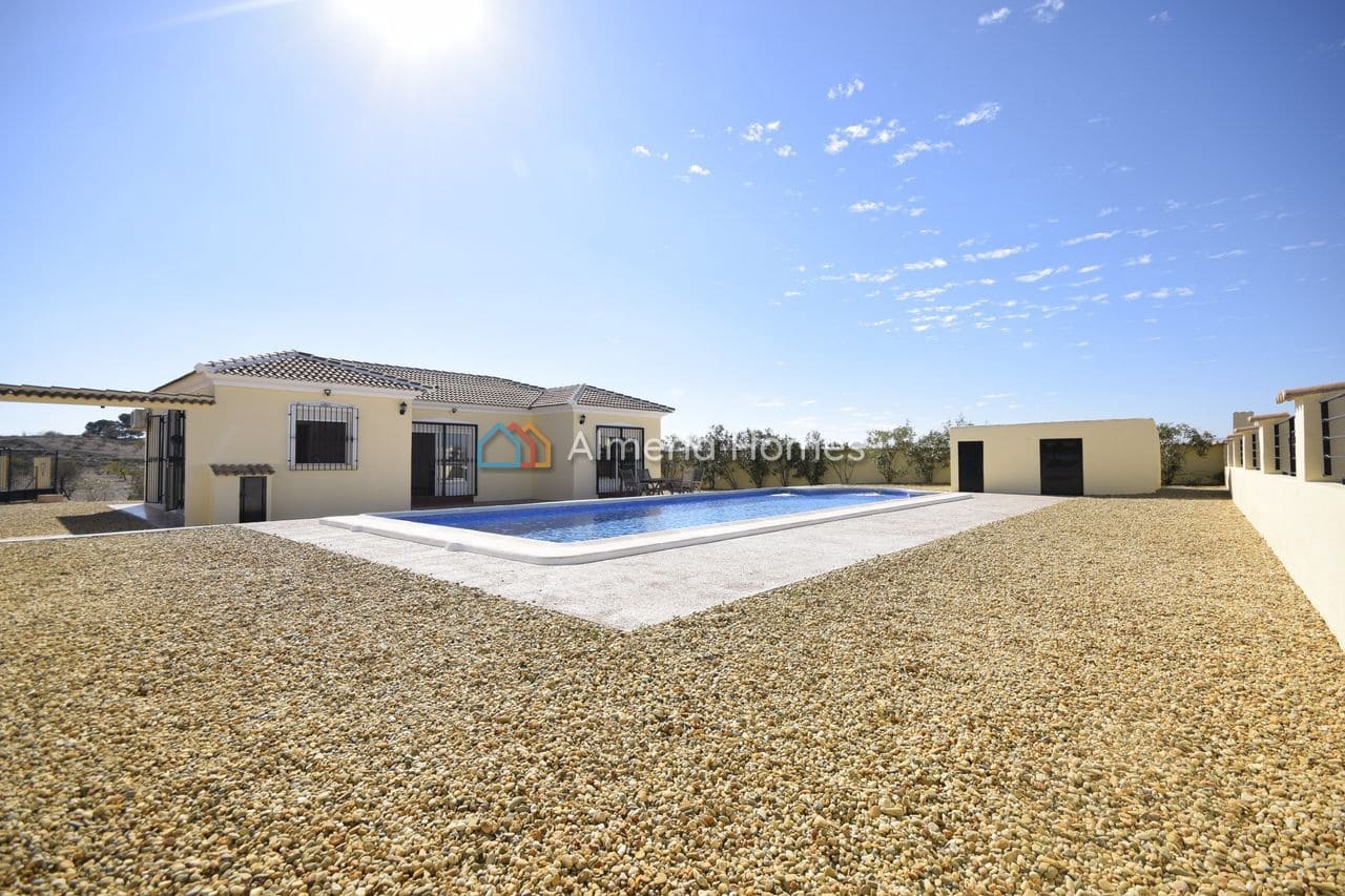 3 sovrum Villa till salu i Albox med pool - 274 995 € (Ref: 10158074)