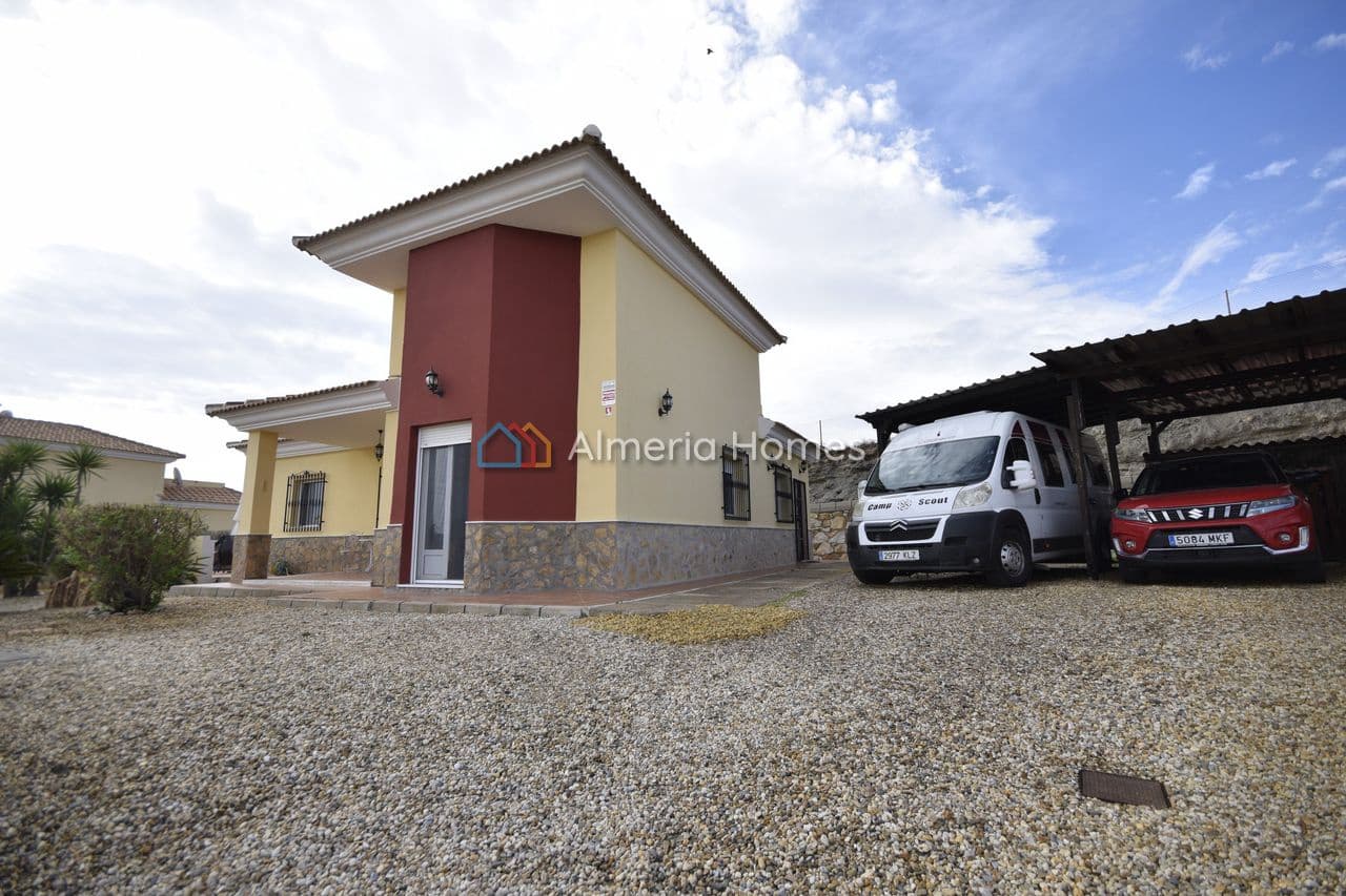 3 sypialnia Willa na sprzedaż w Partaloa z basenem garażem - 274 995 € (Ref: 10163602)