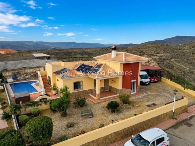 3 soveværelse Villa til salg i Partaloa med swimmingpool garage - € 274.995 (Ref: 10163602)