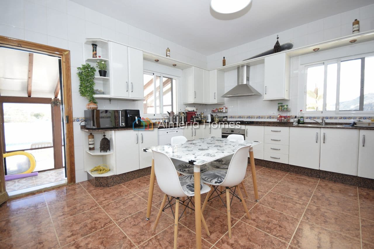 3 sypialnia Willa na sprzedaż w Albox z basenem garażem - 289 995 € (Ref: 10166918)