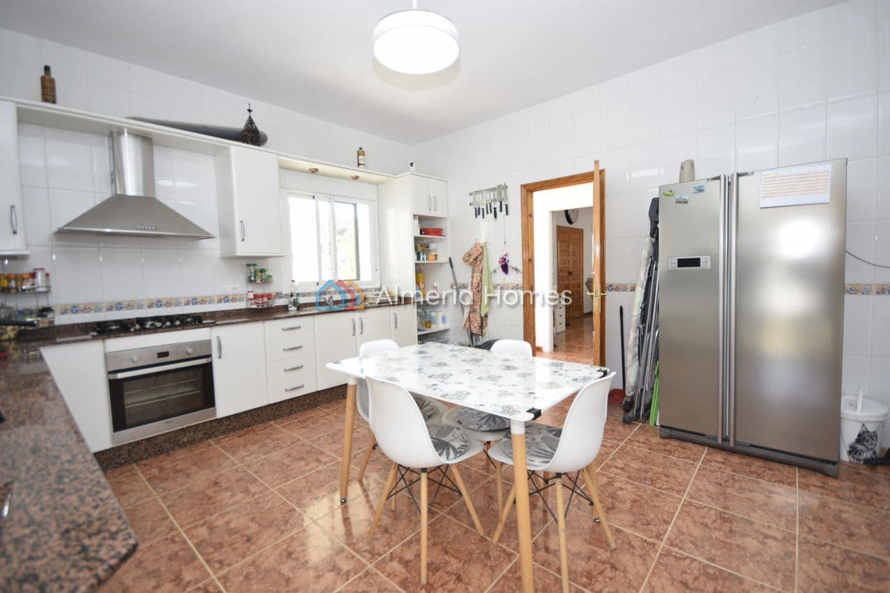 3 sypialnia Willa na sprzedaż w Albox z basenem garażem - 289 995 € (Ref: 10166918)