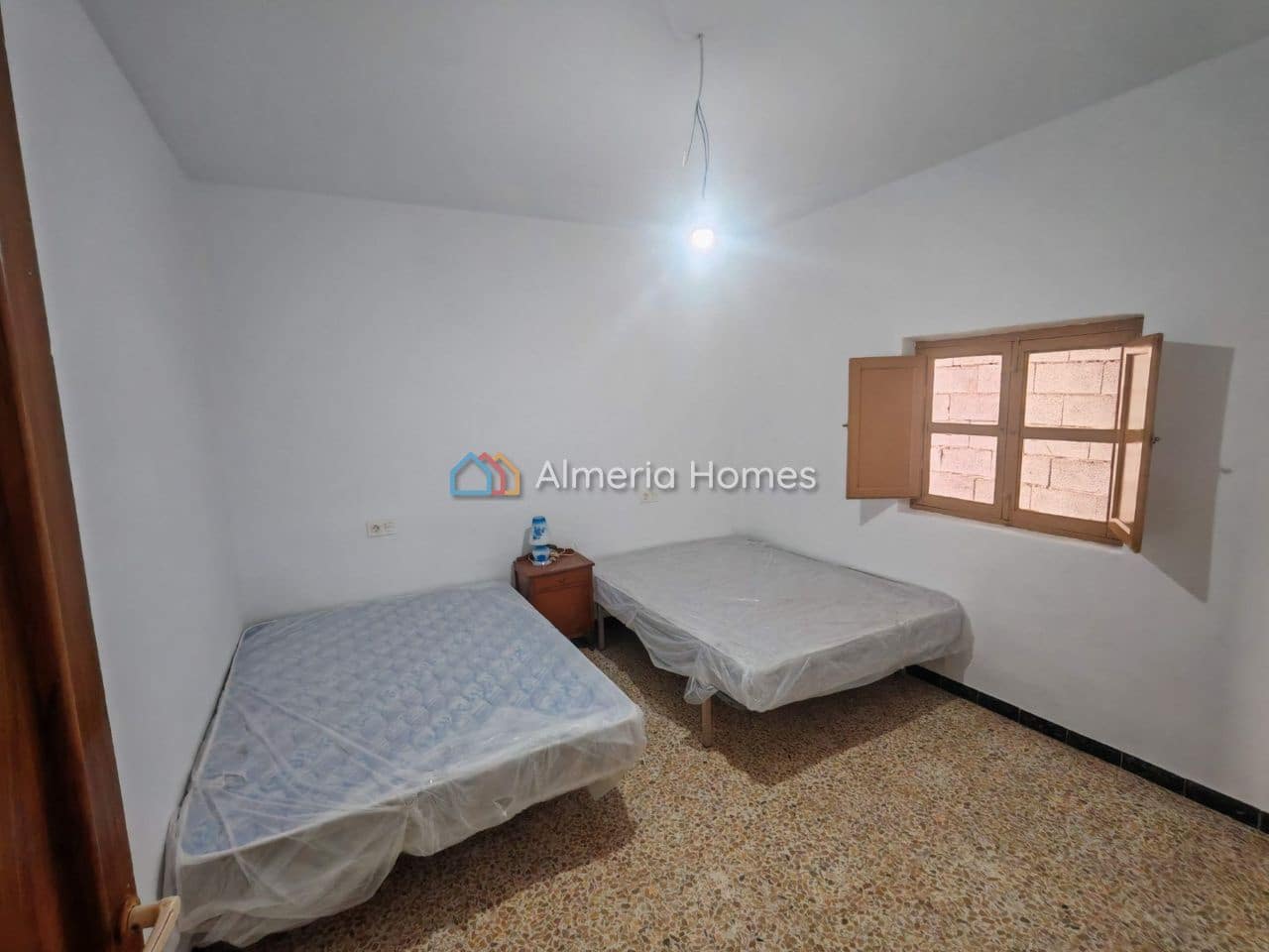 6 quarto Casa em Banda para venda em Caniles com garagem - 110 000 € (Ref: 10175711)