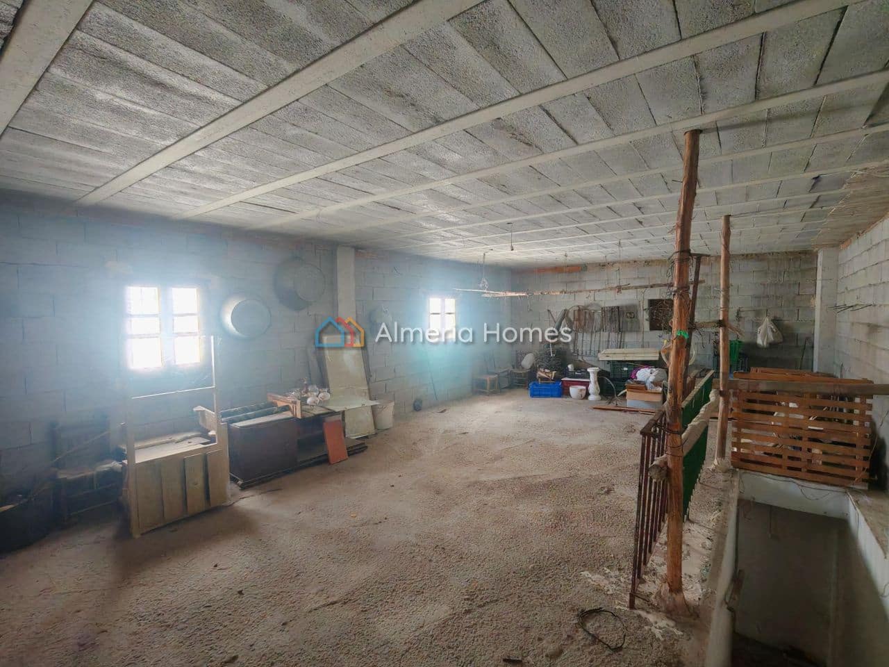6 quarto Casa em Banda para venda em Caniles com garagem - 110 000 € (Ref: 10175711)