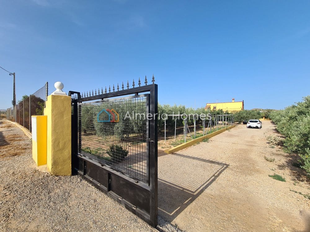 3 chambre Finca/Maison de Campagne à vendre à Huercal-Overa - 250 000 € (Ref: 10177428)