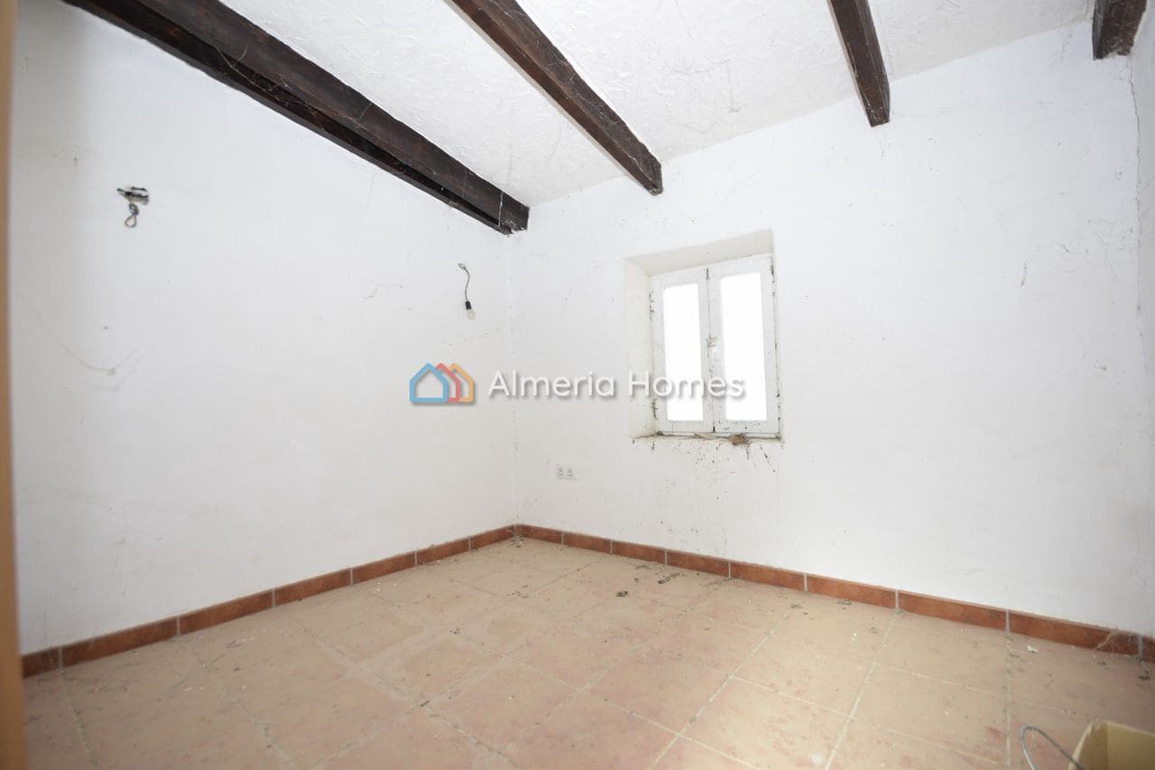 3 Zimmer Haus zu verkaufen in Sufli - 35.000 € (Ref: 10181604)