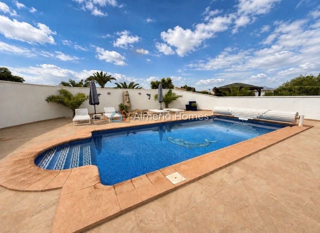 3 bedroom Villa for sale in Albox with pool garage - € 395,000 (Ref: 10183620)