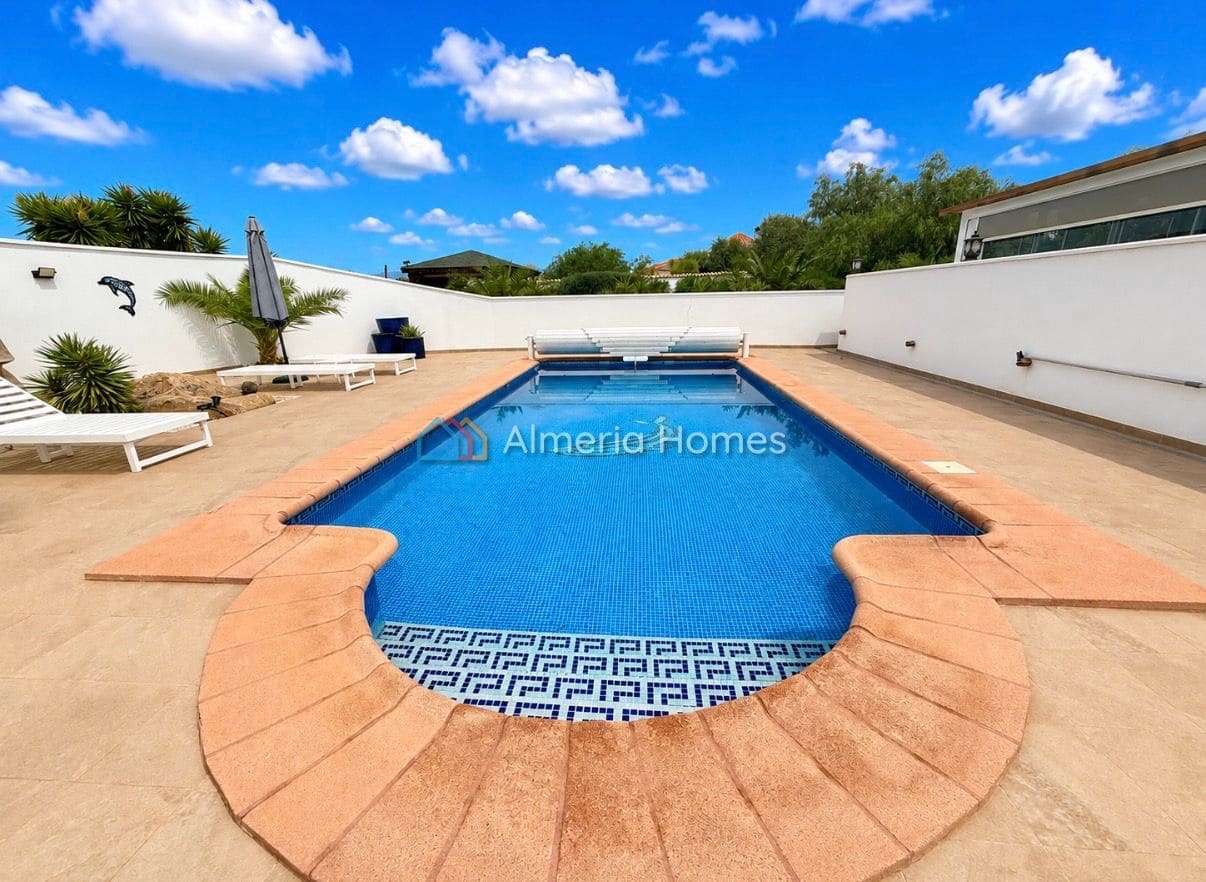 3 bedroom Villa for sale in Albox with pool garage - € 395,000 (Ref: 10183620)