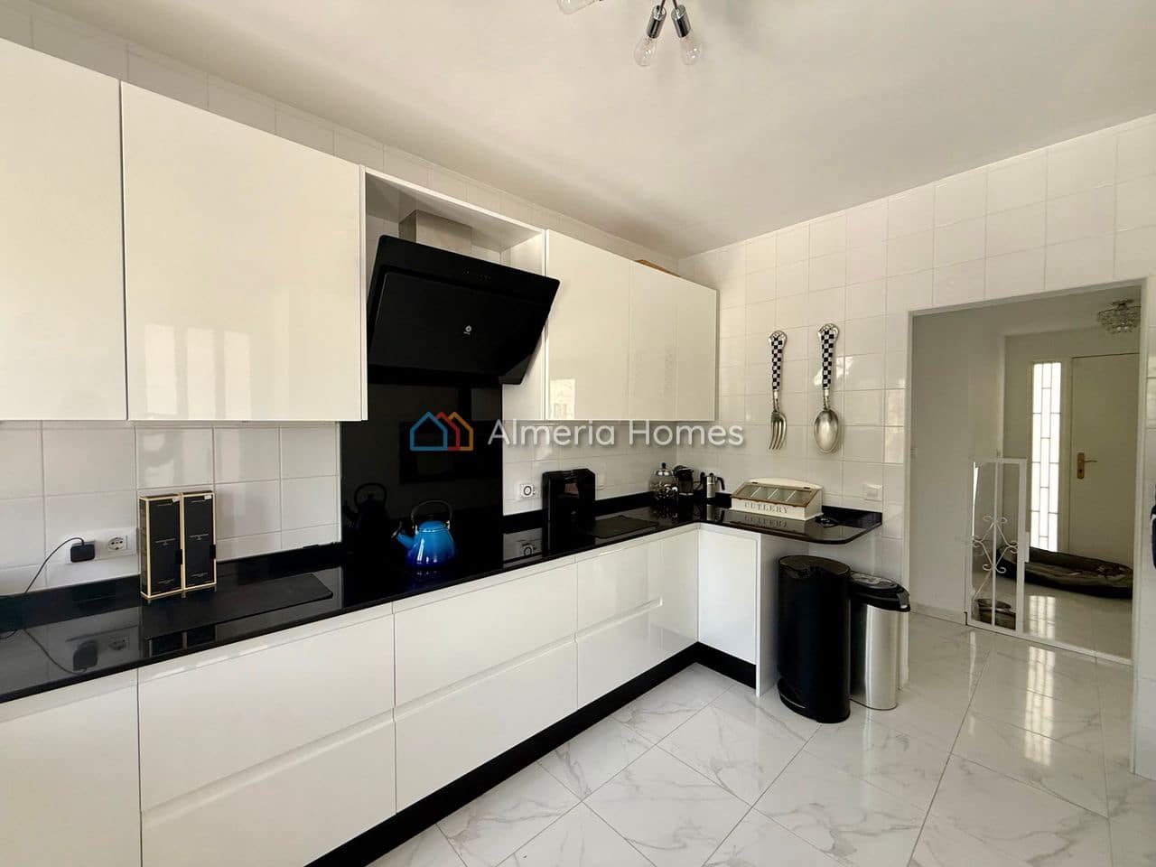 3 bedroom Villa for sale in Albox with pool garage - € 395,000 (Ref: 10183620)