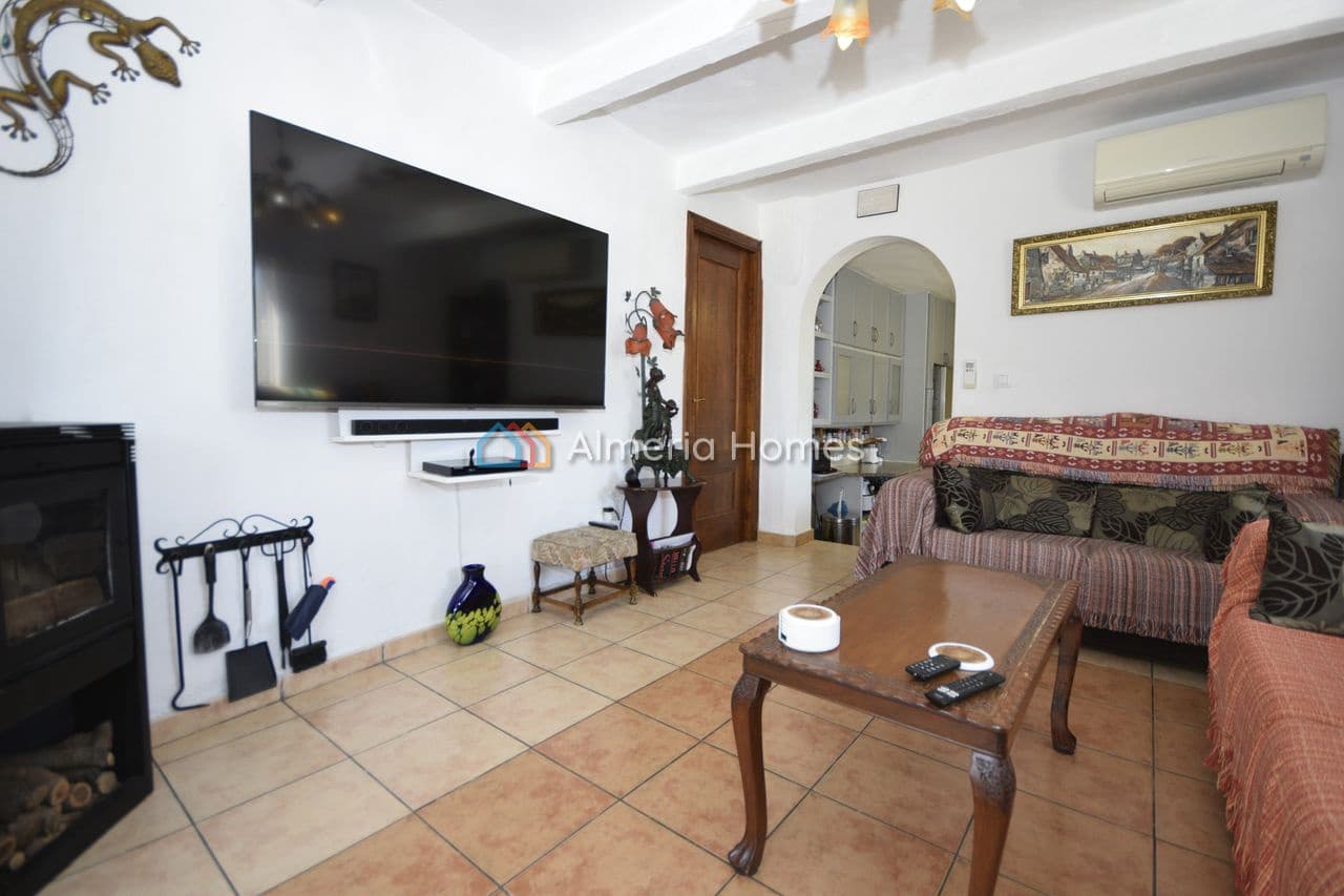 5 slaapkamer Finca/Landhuis te koop in Lubrin met zwembad garage - € 198.500 (Ref: 10183827)