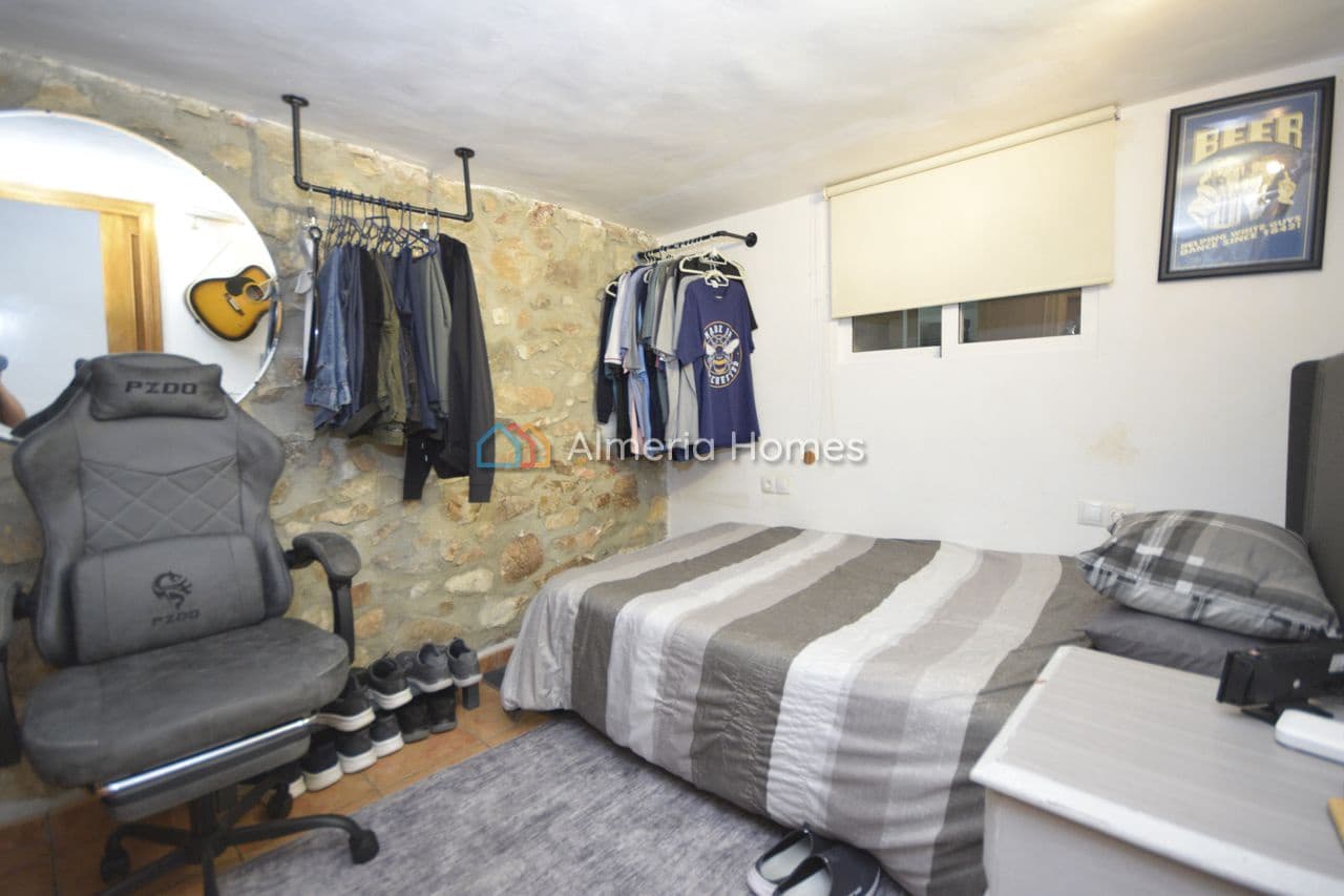 5 slaapkamer Finca/Landhuis te koop in Lubrin met zwembad garage - € 198.500 (Ref: 10183827)