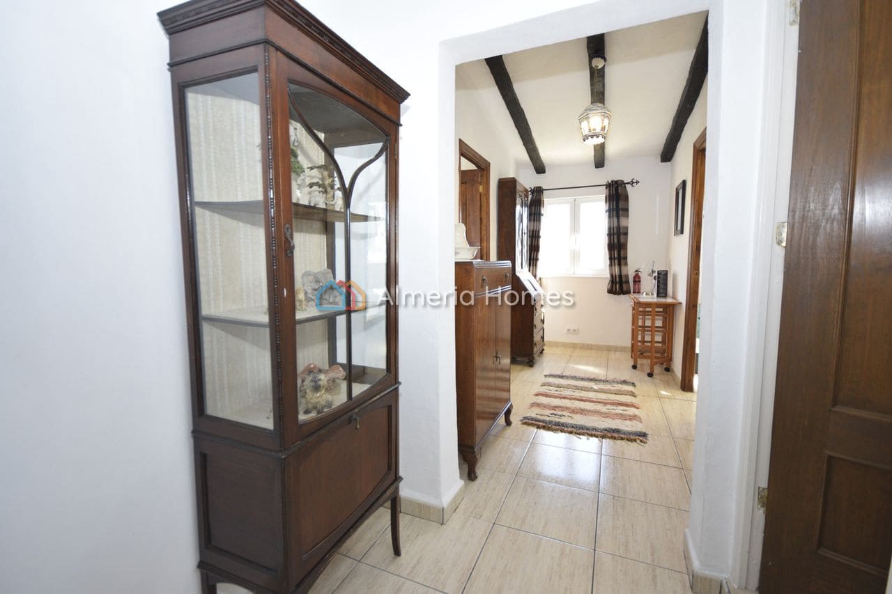 5 slaapkamer Finca/Landhuis te koop in Lubrin met zwembad garage - € 198.500 (Ref: 10183827)