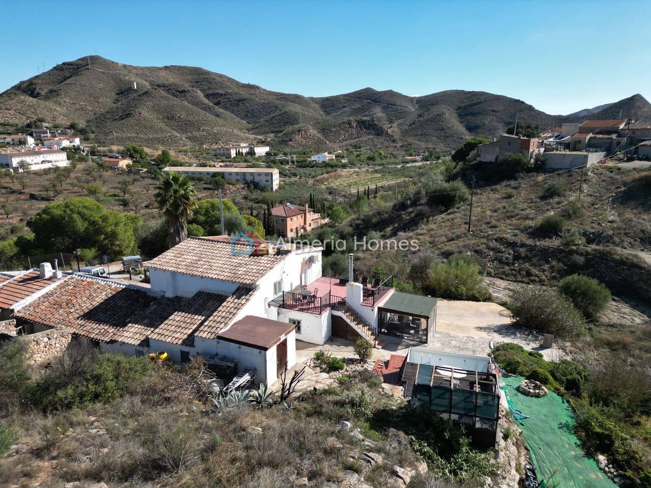 5 slaapkamer Finca/Landhuis te koop in Lubrin met zwembad garage - € 198.500 (Ref: 10183827)