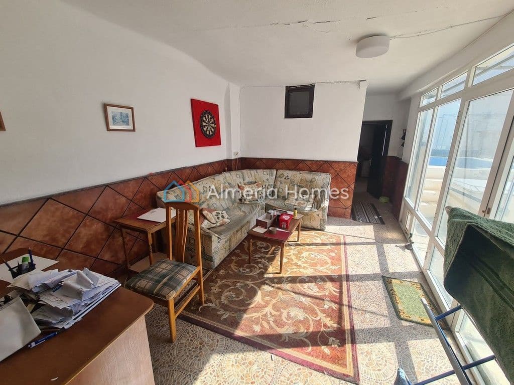 5 soveværelse Byhus til salg i Caniles med swimmingpool - € 110.000 (Ref: 1046617)