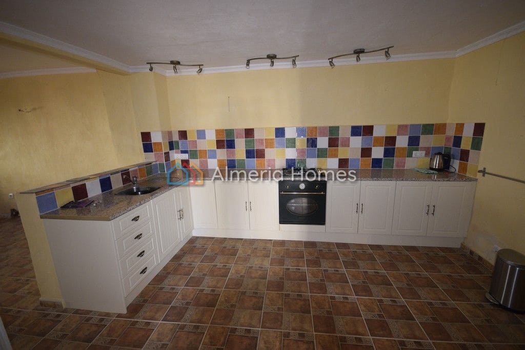 3 soveværelse Finca/Landehus til salg i Chirivel - € 49.950 (Ref: 2675978)