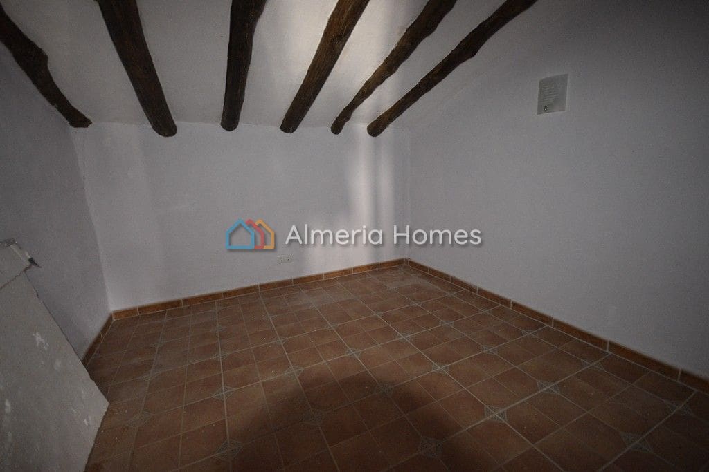 3 soveværelse Finca/Landehus til salg i Chirivel - € 49.950 (Ref: 2675978)