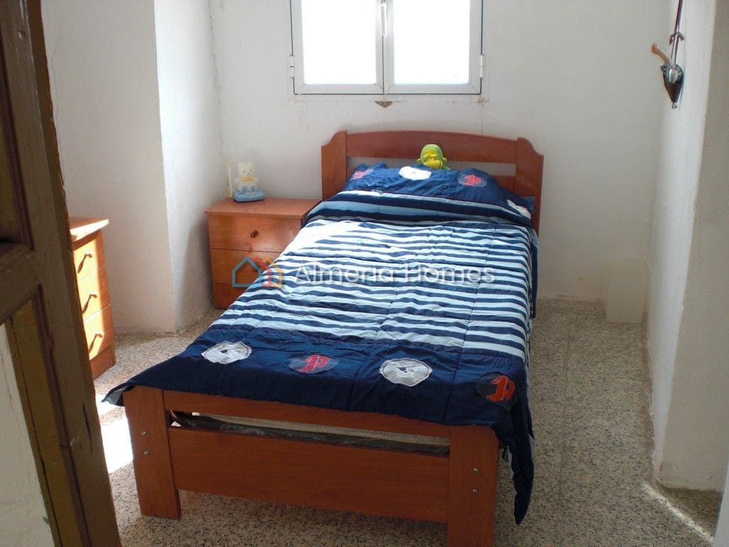 5 soverom Hus til salgs i Seron - € 44 000 (Ref: 2972004)