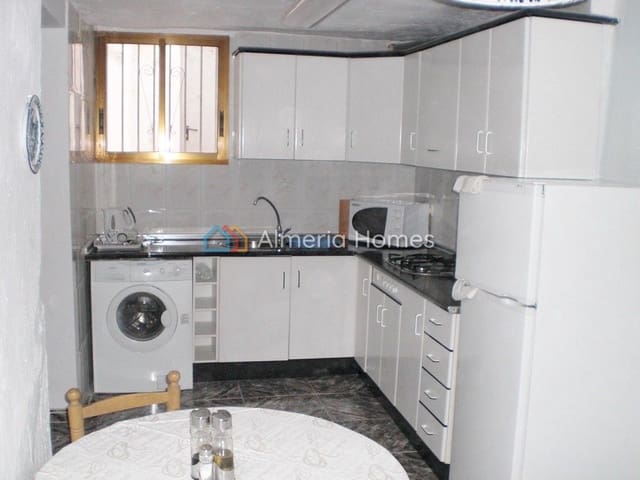 5 soveværelse Byhus til salg i Serón - € 44.000 (Ref: 2972004)