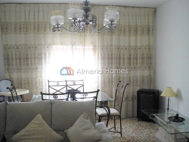 5 soveværelse Byhus til salg i Serón - € 44.000 (Ref: 2972004)