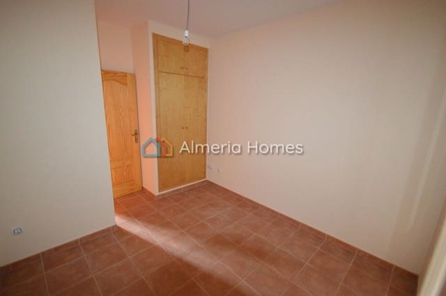 3 soveværelse Lejlighed til salg i Almanzora, Cantoria - € 105.000 (Ref: 3012960)