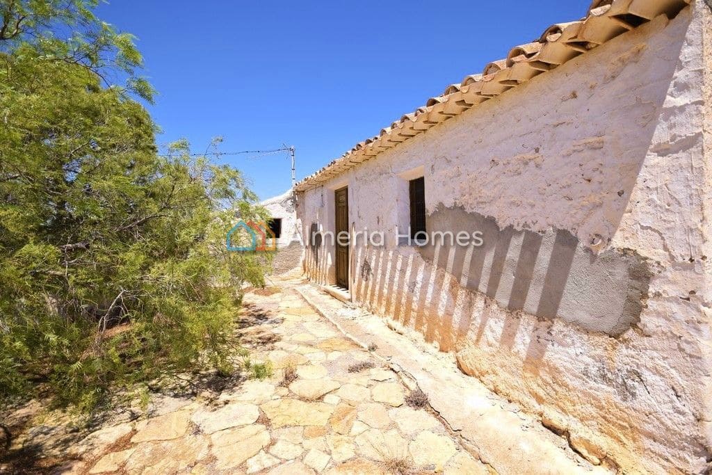 Finca/Casa Rural de 3 habitaciones en Albox en venta con garaje - 94.950 € (Ref: 3048334)