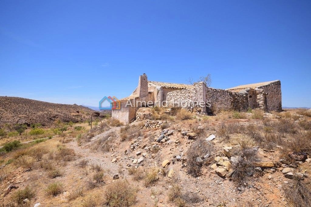 Finca/Casa Rural de 3 habitaciones en Albox en venta con garaje - 94.950 € (Ref: 3048334)