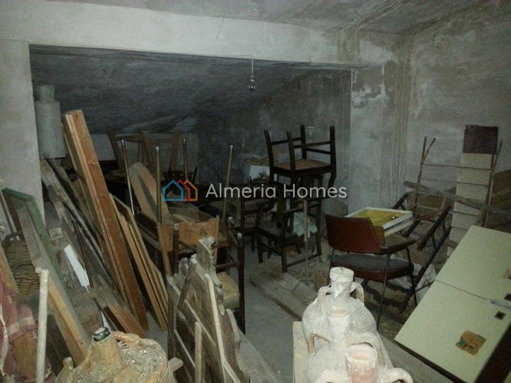 9 chambre Maison de Ville à vendre à Albanchez - 148 950 € (Ref: 3066805)