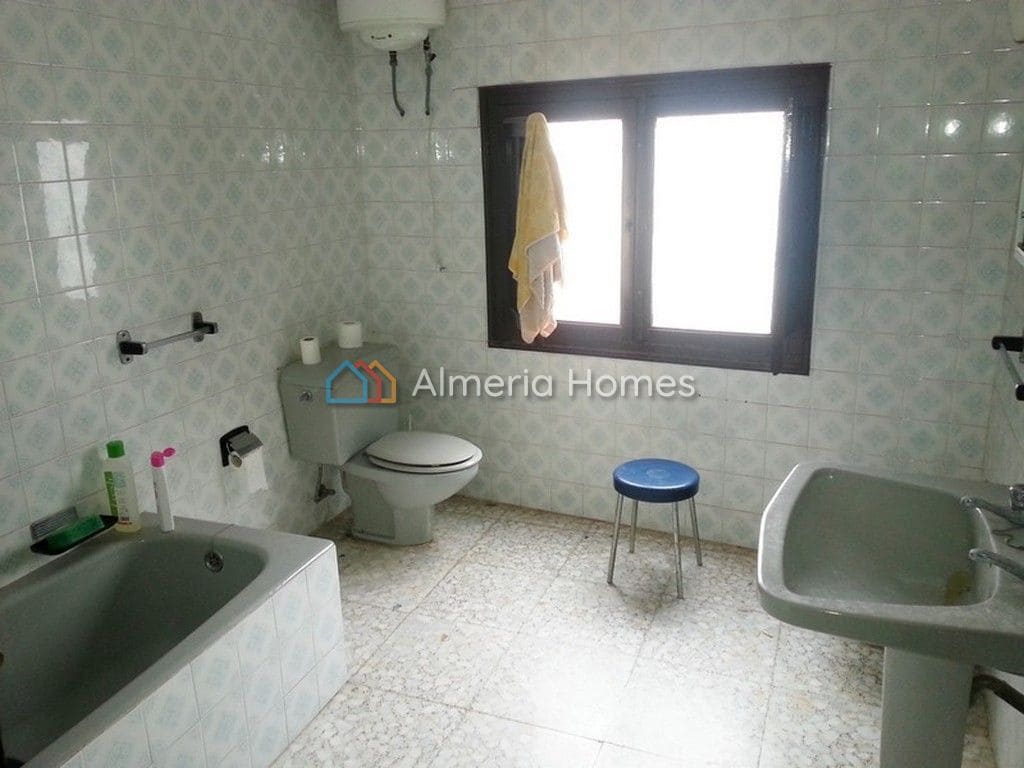 9 chambre Maison de Ville à vendre à Albanchez - 148 950 € (Ref: 3066805)