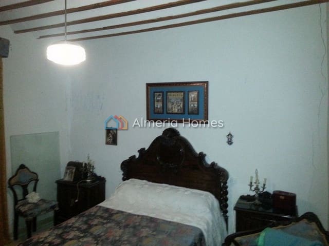 9 bedroom Townhouse for sale in Albanchez - € 148,950 (Ref: 3066805)