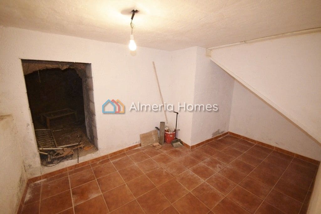 6 sypialnia Finka/Dom wiejski na sprzedaż w Oria - 134 950 € (Ref: 3240026)