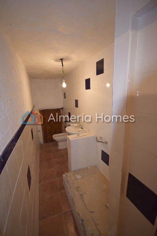 6 sypialnia Finka/Dom wiejski na sprzedaż w Oria - 134 950 € (Ref: 3240026)