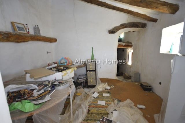 3 makuuhuone Maalaistalo myytävänä paikassa Oria - 69 000 € (Ref: 3311576)