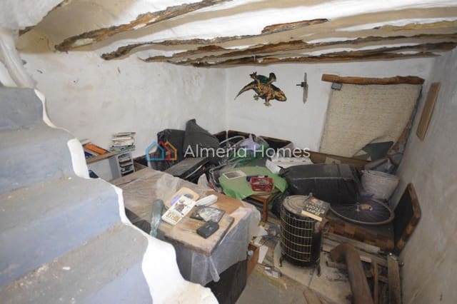 3 makuuhuone Maalaistalo myytävänä paikassa Oria - 69 000 € (Ref: 3311576)