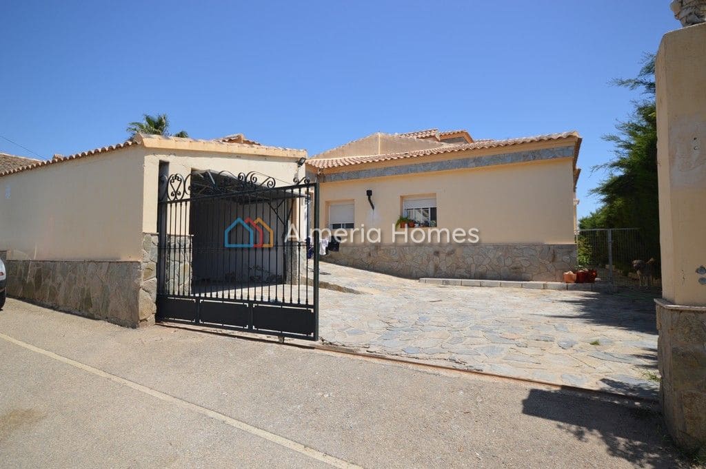 4 soverom Villa til salgs i Arboleas - € 259 995 (Ref: 3394956)