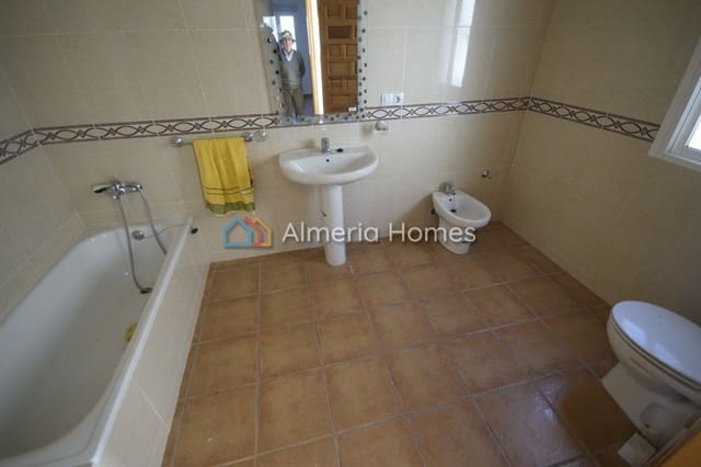 4 soverom Villa til salgs i Albox - € 189 950 (Ref: 3420159)