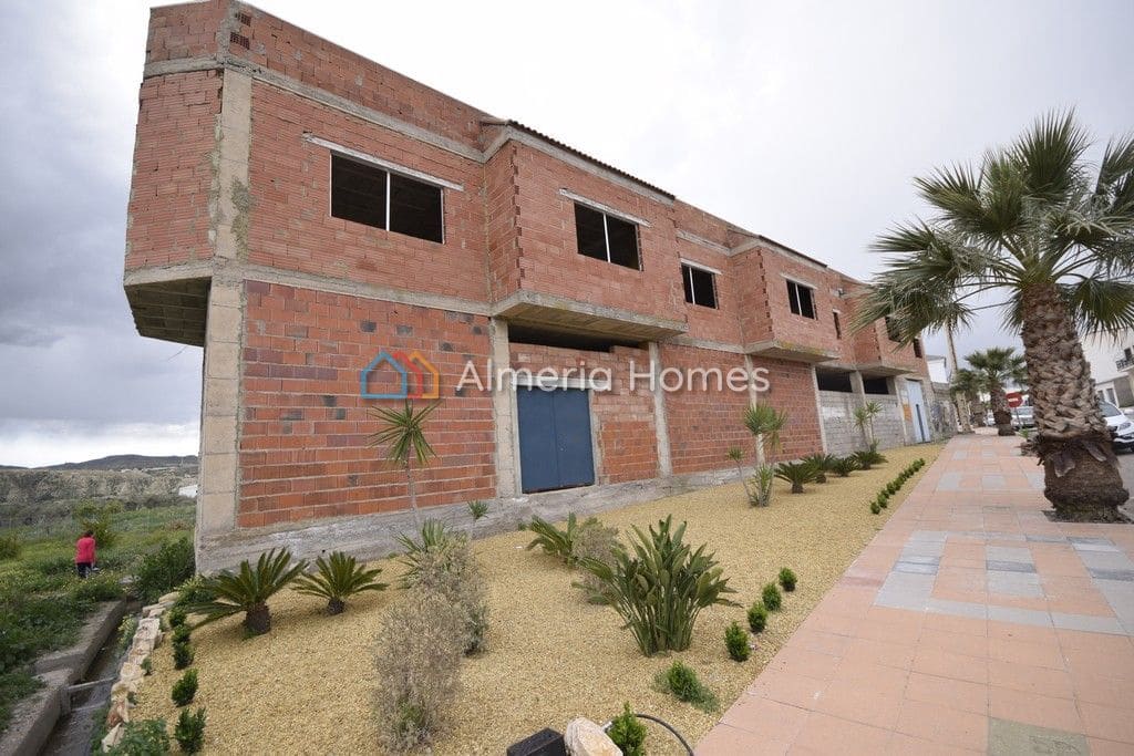 Erhverv til salg i La Alfoquia - € 250.000 (Ref: 3423628)