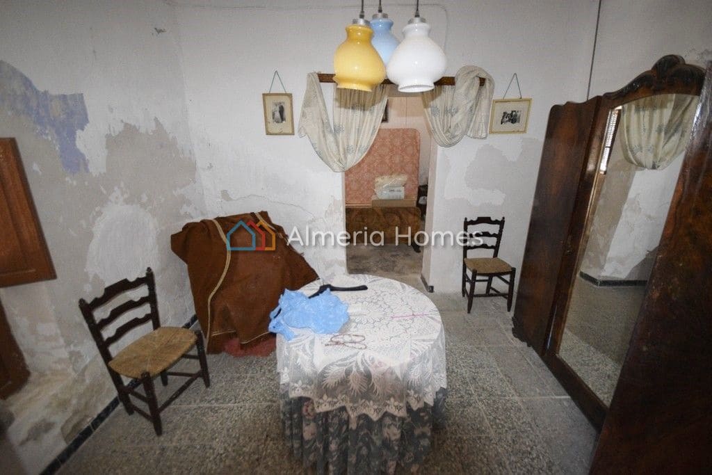 8 soveværelse Finca/Landehus til salg i Arboleas - € 145.000 (Ref: 3444041)