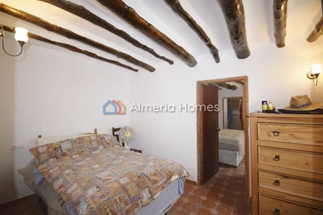 4 soveværelse Byhus til salg i Sierro - € 79.950 (Ref: 3545223)