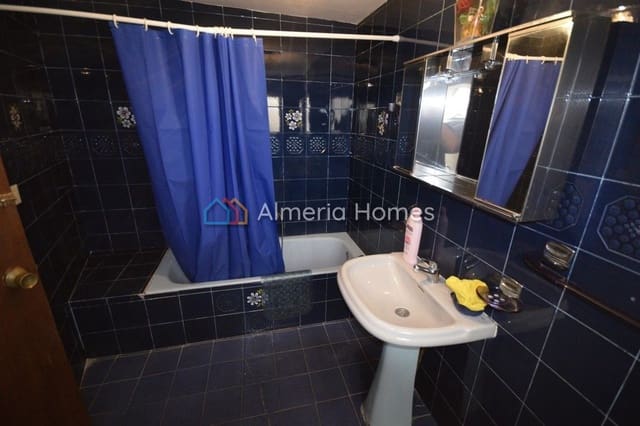 4 soveværelse Byhus til salg i Líjar - € 65.000 (Ref: 3560354)