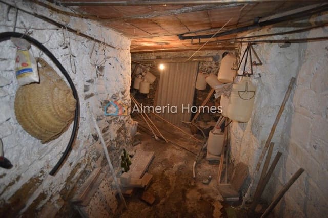 4 soveværelse Byhus til salg i Líjar - € 65.000 (Ref: 3560354)