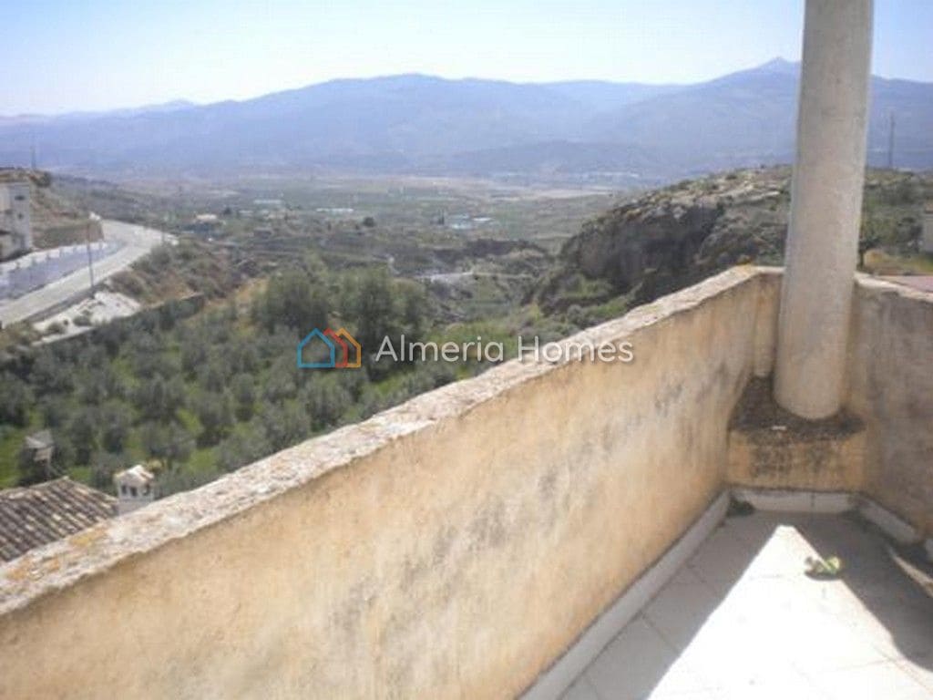 6 soveværelse Byhus til salg i Lucar - € 53.000 (Ref: 3596094)