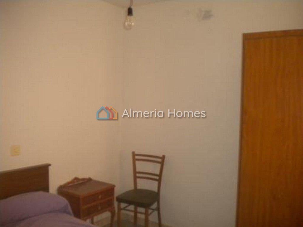 6 soveværelse Byhus til salg i Lucar - € 53.000 (Ref: 3596094)