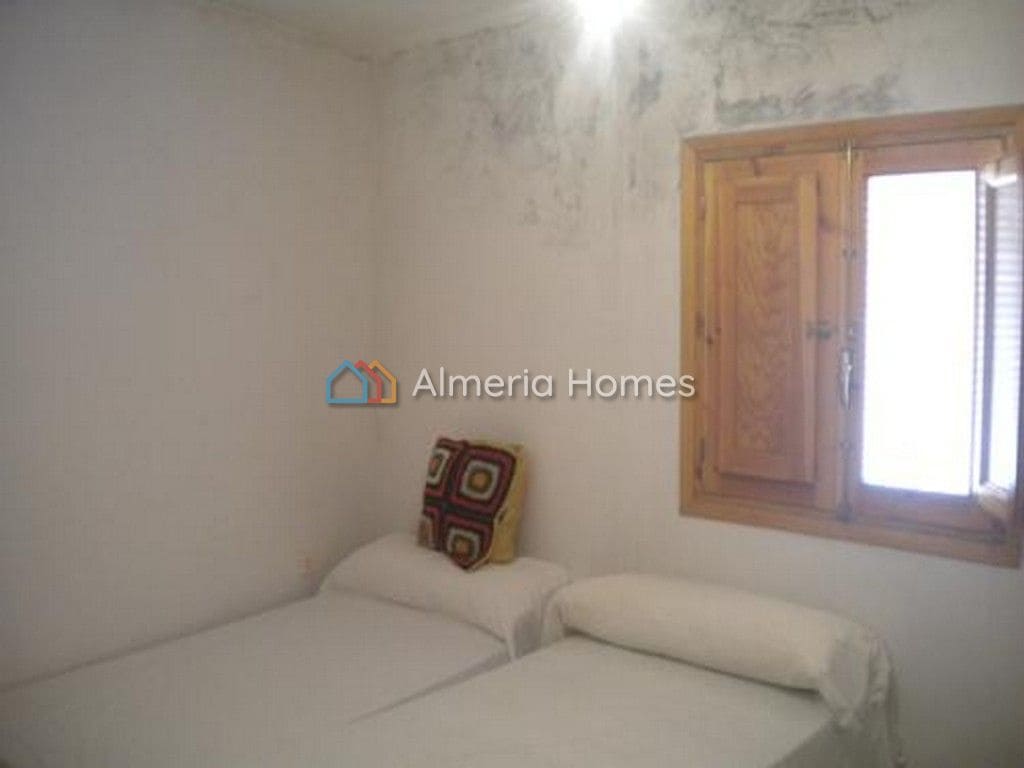 6 soveværelse Byhus til salg i Lucar - € 53.000 (Ref: 3596094)