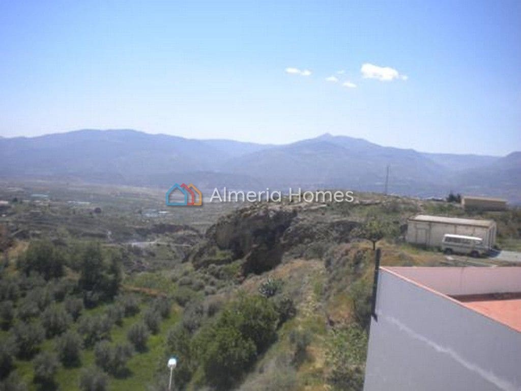 6 soveværelse Byhus til salg i Lucar - € 53.000 (Ref: 3596094)