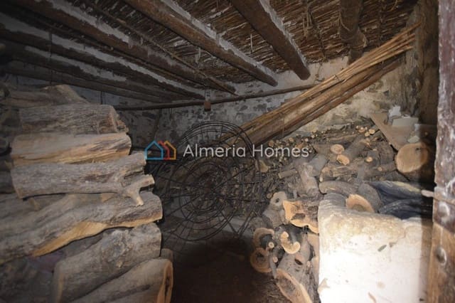 4 soverom Finca/Herregård til salgs i Arboleas - € 95 000 (Ref: 3938699)